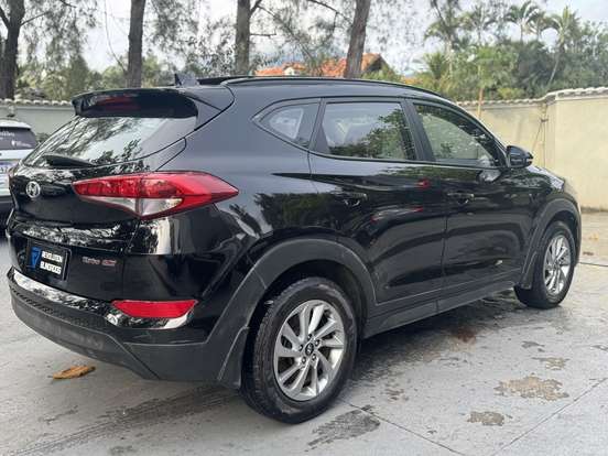HYUNDAI-TUCSON-2019