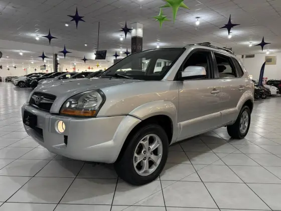 HYUNDAI TUCSON 2.0 MPFI GLS 16V 143CV 2WD FLEX 4P AUTOMÁTICO