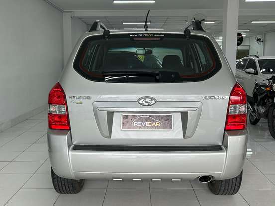 HYUNDAI-TUCSON-2009