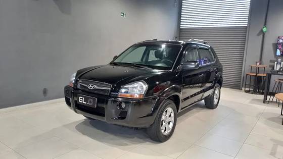 HYUNDAI TUCSON 2.0 MPFI GL 16V 142CV 2WD GASOLINA 4P MANUAL