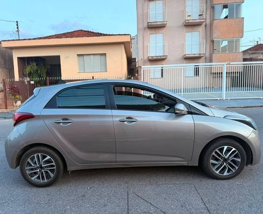 HYUNDAI HB20 1.6 COMFORT PLUS 16V FLEX 4P MANUAL