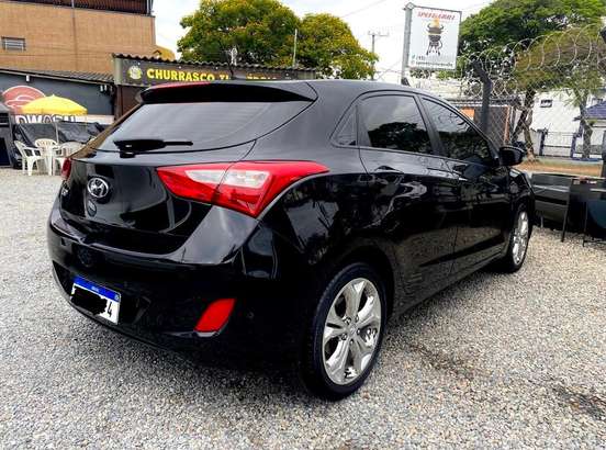 HYUNDAI-I30-1.8 MPI 16V GASOLINA 4P AUTOMATICO HYUNDAI-I30-2013