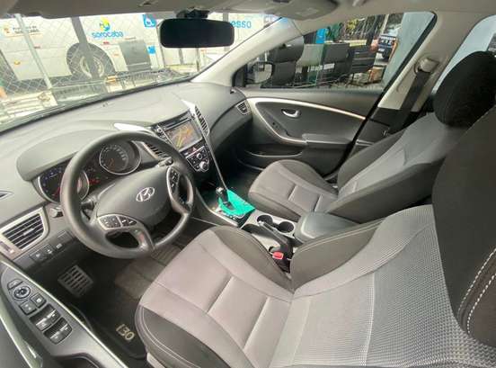 HYUNDAI-I30-2013