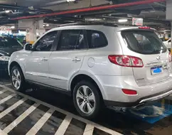 HYUNDAI SANTA FÉ 2.4 MPI 2WD 16V GASOLINA 4P AUTOMÁTICO HYUNDAI SANTA FÉ 2.4 MPI 2WD 16V GASOLINA 4P AUTOMÁTICO