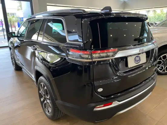 JEEP-COMMANDER-2021