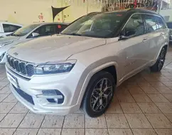JEEP COMMANDER 1.3 T270 TURBO FLEX OVERLAND AT6 JEEP COMMANDER 1.3 T270 TURBO FLEX OVERLAND AT6