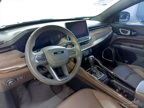 JEEP-COMMANDER-2022