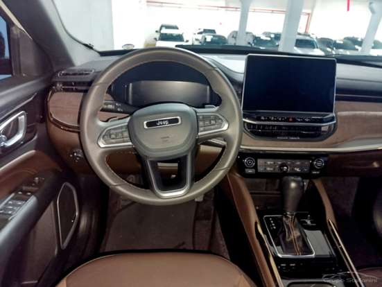 JEEP-COMMANDER-2022