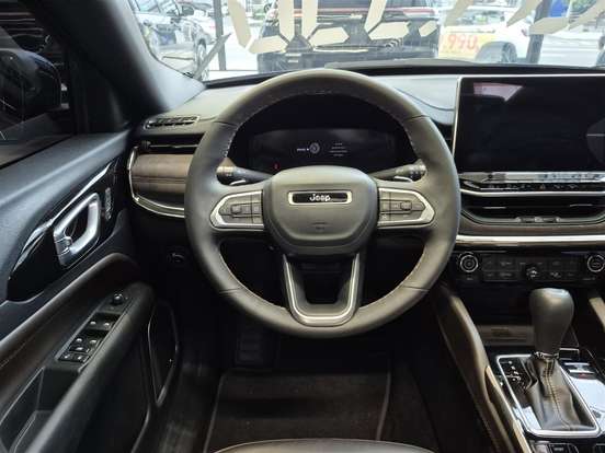 JEEP-COMMANDER-1.3 T270 TURBO FLEX OVERLAND AT6 JEEP-COMMANDER-2024