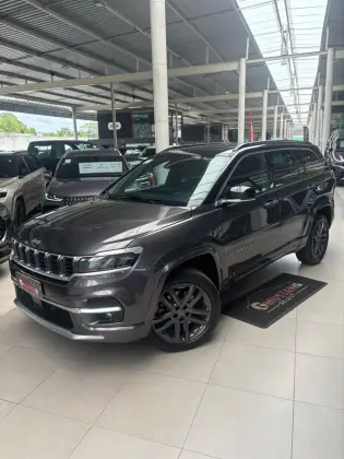 JEEP COMMANDER 2.0 HURRICANE 4 TURBO GASOLINA OVERLAND AT9