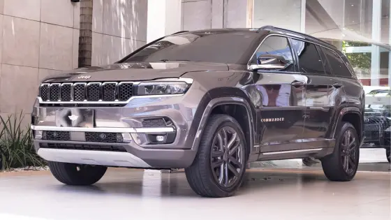 JEEP COMMANDER 2.2 TURBO DIESEL OVERLAND AT9
