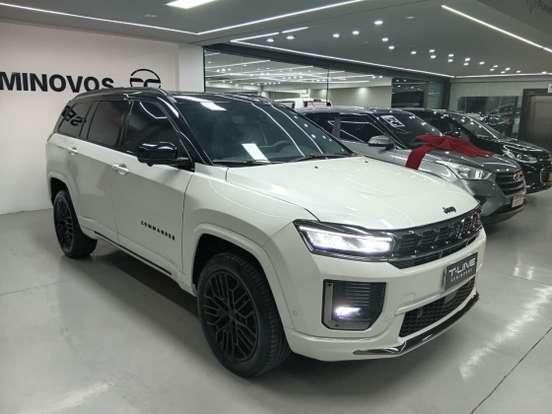 JEEP-COMMANDER-2025