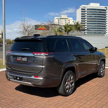 JEEP-COMMANDER-2022