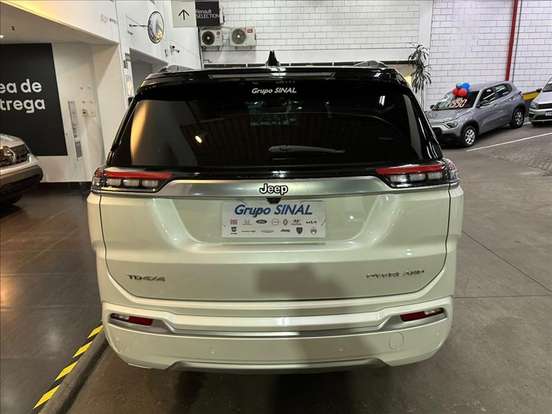 JEEP-COMMANDER-2024