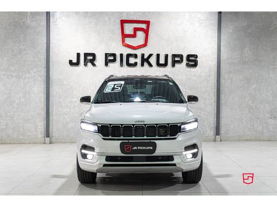 JEEP COMMANDER 2.2 TURBO DIESEL OVERLAND AT9