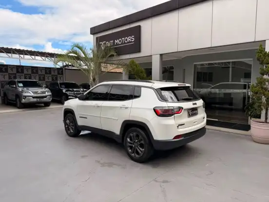 JEEP-COMPASS-2024