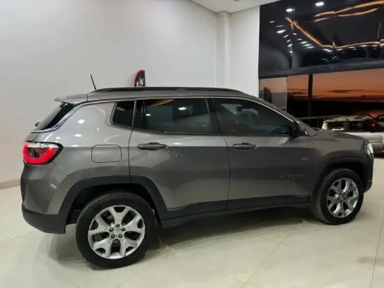 JEEP-COMPASS-2.0 16V DIESEL LONGITUDE 4X4 AUTOMÁTICO JEEP-COMPASS-2021