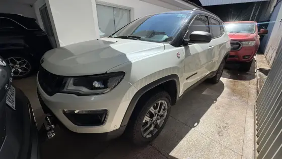JEEP COMPASS 2.0 16V DIESEL TRAILHAWK 4X4 AUTOMÁTICO