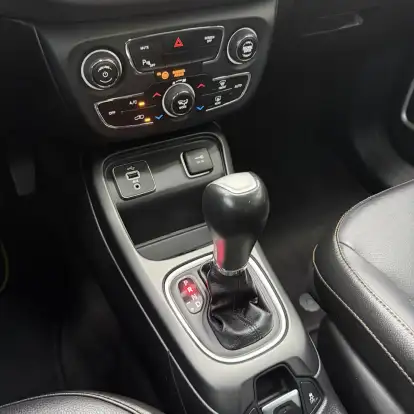 JEEP-COMPASS-2.0 16V FLEX LONGITUDE AUTOMÁTICO JEEP-COMPASS-2018