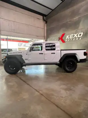 JEEP-GLADIATOR-2022
