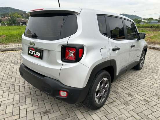 JEEP-RENEGADE-1.8 16V FLEX SPORT 4P AUTOMÁTICO JEEP-RENEGADE-2015