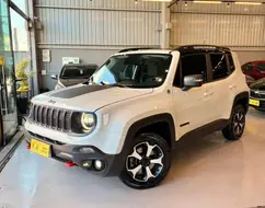 JEEP RENEGADE 2.0 16V TURBO DIESEL TRAILHAWK 4P 4X4 AUTOMÁTICO JEEP RENEGADE 2.0 16V TURBO DIESEL TRAILHAWK 4P 4X4 AUTOMÁTICO
