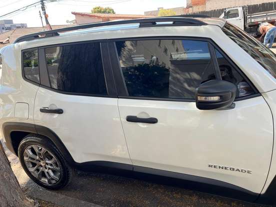 JEEP-RENEGADE-2023