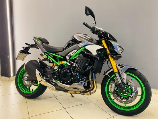 KAWASAKI-Z900 R EDITION KAWASAKI-Z900 R EDITION-2025