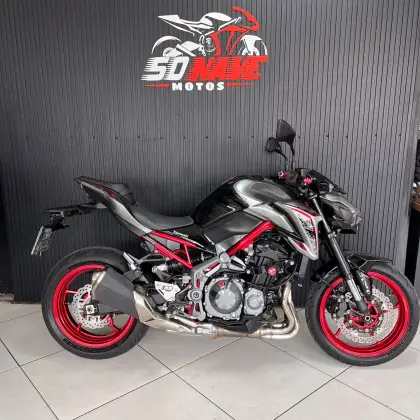 KAWASAKI Z900 