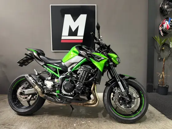KAWASAKI Z900 