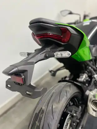 KAWASAKI-Z900-2026