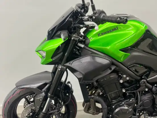 KAWASAKI-Z900 KAWASAKI-Z900-2026
