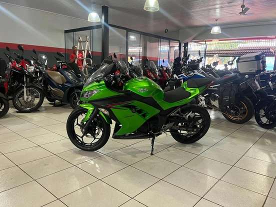 KAWASAKI-NINJA 300-2024