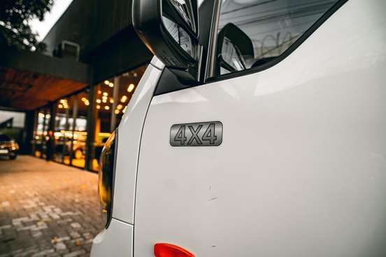 KIA-BONGO-2025