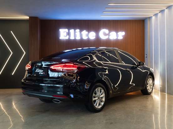 KIA-CERATO-1.6 SX 16V FLEX 4P AUTOMÁTICO KIA-CERATO-2017