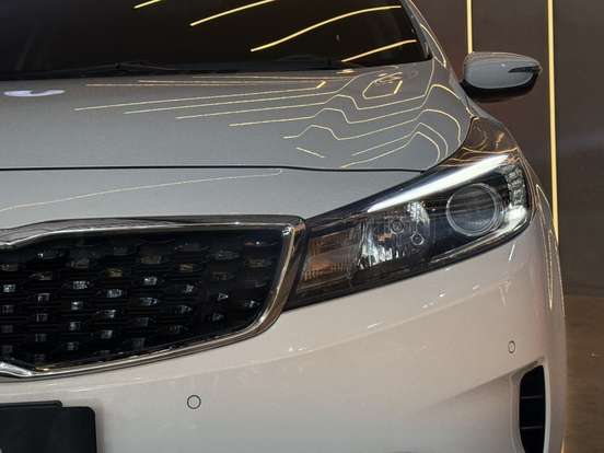 KIA-CERATO-1.6 SX 16V FLEX 4P AUTOMÁTICO KIA-CERATO-2017
