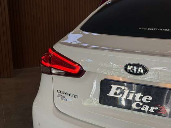 KIA-CERATO-2017