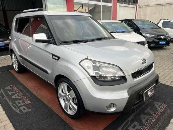 KIA-SOUL-2010