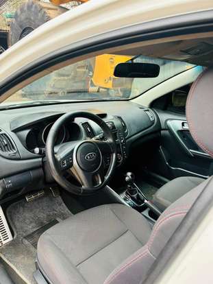 KIA-CERATO-2012