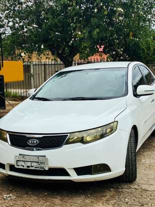 KIA-CERATO-2012