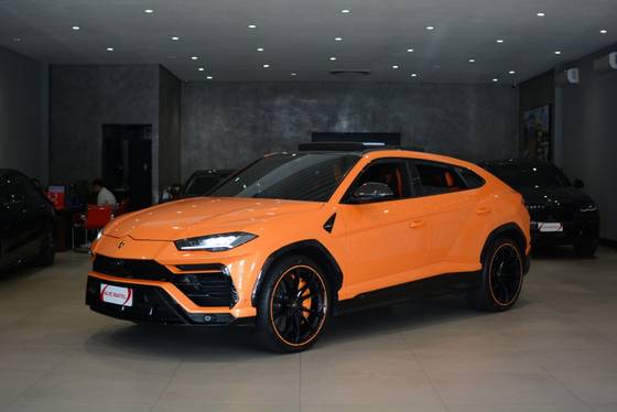 LAMBORGHINI URUS 4.0 V8 TURBO GASOLINA LP650-4 AUTOMÁTICO