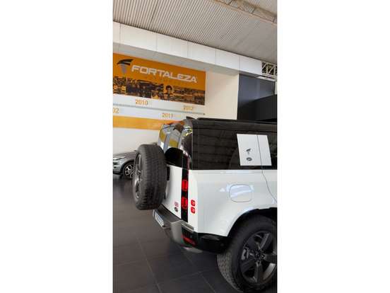 LAND ROVER-DEFENDER-2023