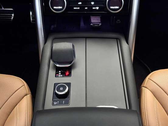 LAND ROVER-DISCOVERY-2024