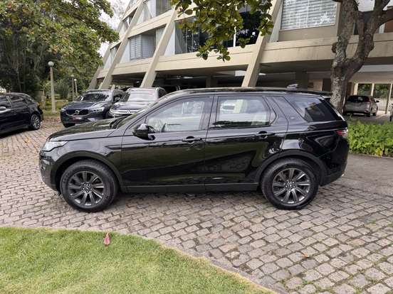LAND ROVER-DISCOVERY SPORT-2.0 16V SI4 TURBO GASOLINA SE 4P AUTOMÁTICO LAND ROVER-DISCOVERY SPORT-2017