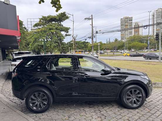 LAND ROVER-DISCOVERY SPORT-2.0 16V SI4 TURBO GASOLINA SE 4P AUTOMÁTICO LAND ROVER-DISCOVERY SPORT-2017