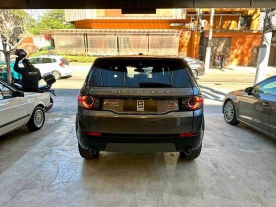 LAND ROVER-DISCOVERY SPORT-2016