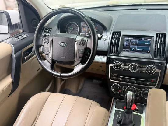 LAND ROVER-FREELANDER 2-2.2 SE SD4 16V TURBO DIESEL 4P AUTOMÁTICO LAND ROVER-FREELANDER 2-2013