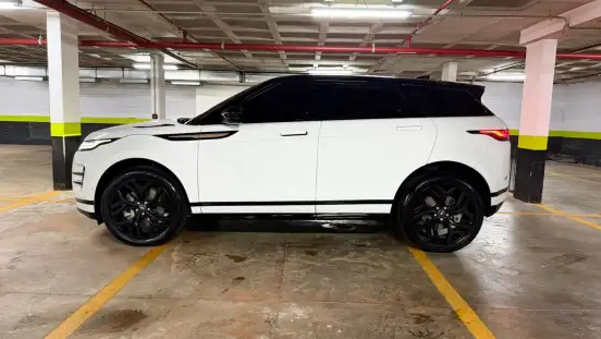 LAND ROVER-RANGE ROVER EVOQUE-2.0 P250 FLEX R-DYNAMIC SE AWD AUTOMÁTICO LAND ROVER-RANGE ROVER EVOQUE-2020