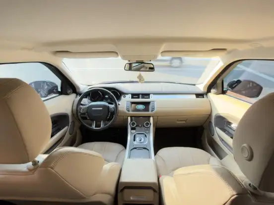LAND ROVER-RANGE ROVER EVOQUE-2.0 SE 4WD 16V FLEX 4P AUTOMÁTICO LAND ROVER-RANGE ROVER EVOQUE-2019