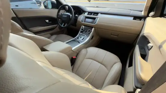 LAND ROVER-RANGE ROVER EVOQUE-2.0 SE 4WD 16V FLEX 4P AUTOMÁTICO LAND ROVER-RANGE ROVER EVOQUE-2019